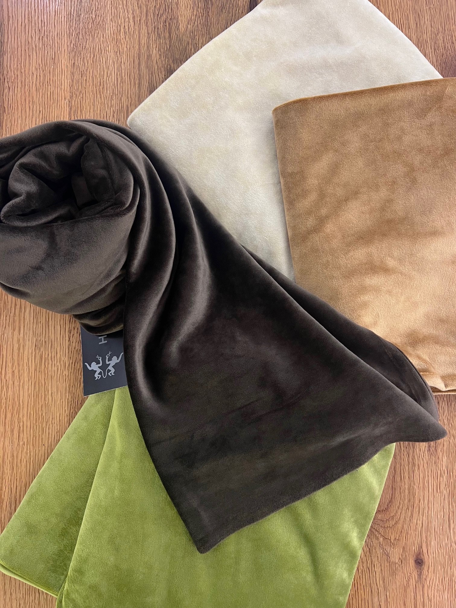 Nicki Schal NEU – Bild 5