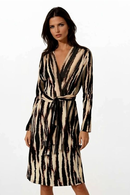 Wrap Dress with print style – Bild 5