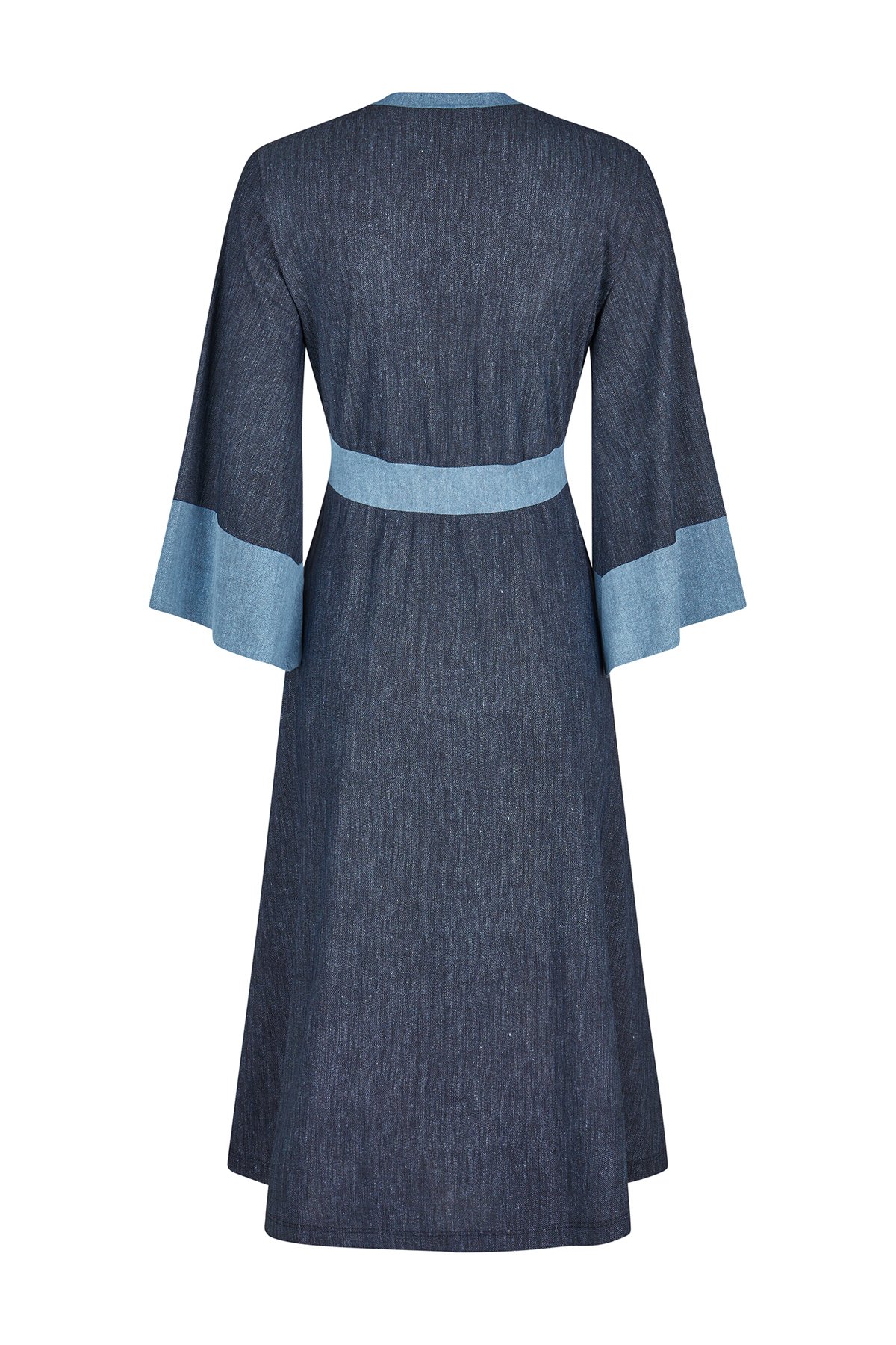 Das federleichte Denimkleid – Bild 3