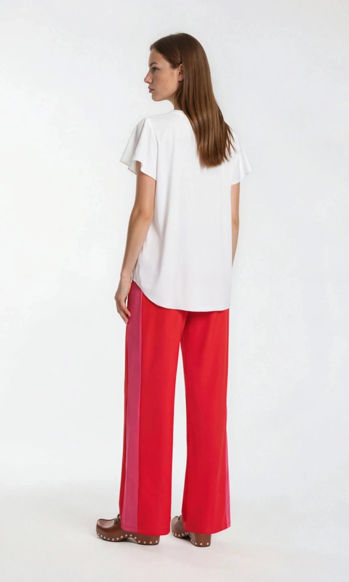 Hose mit Galon Streifen - red edition