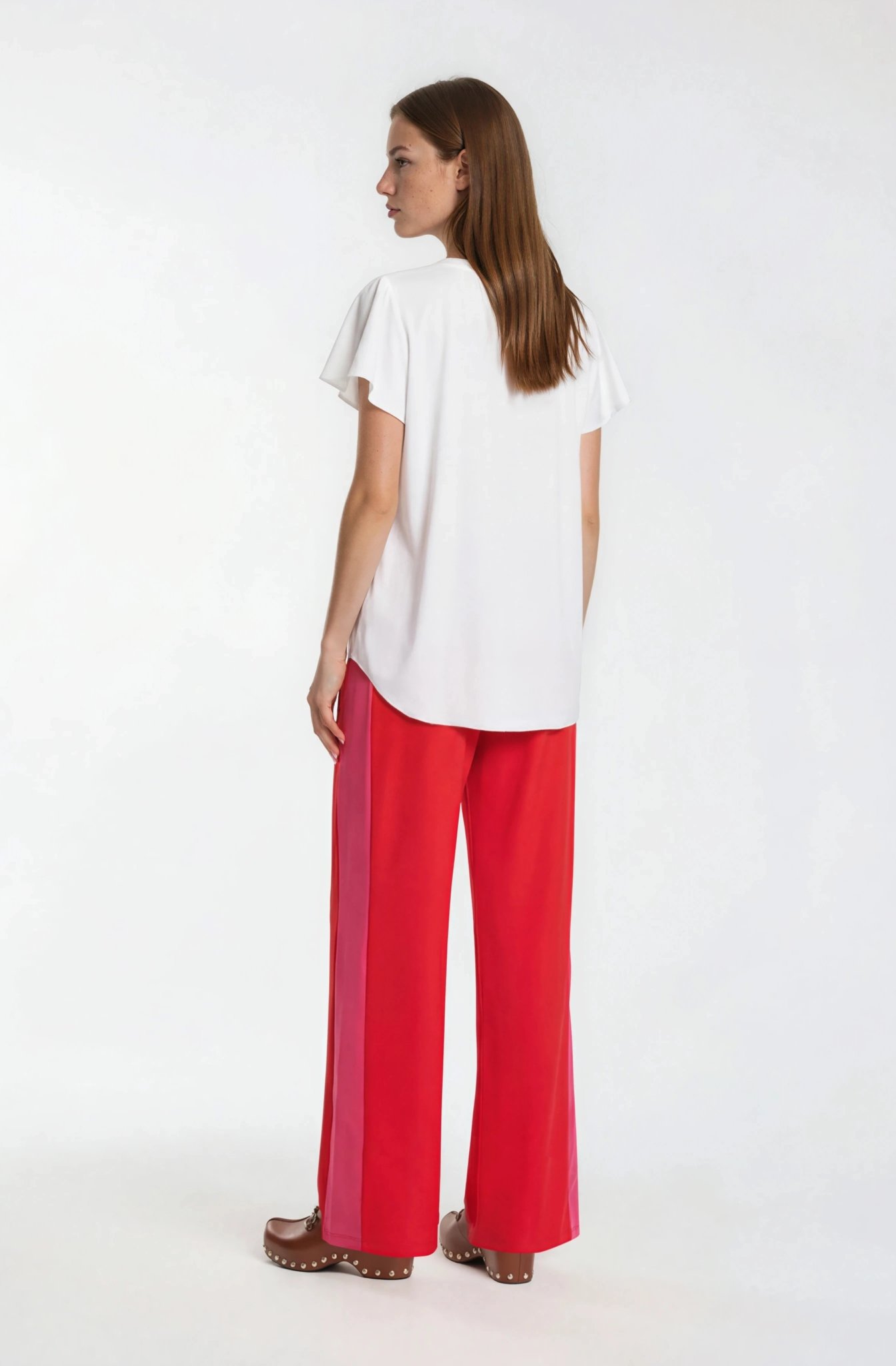 Hose mit Galon Streifen - red edition