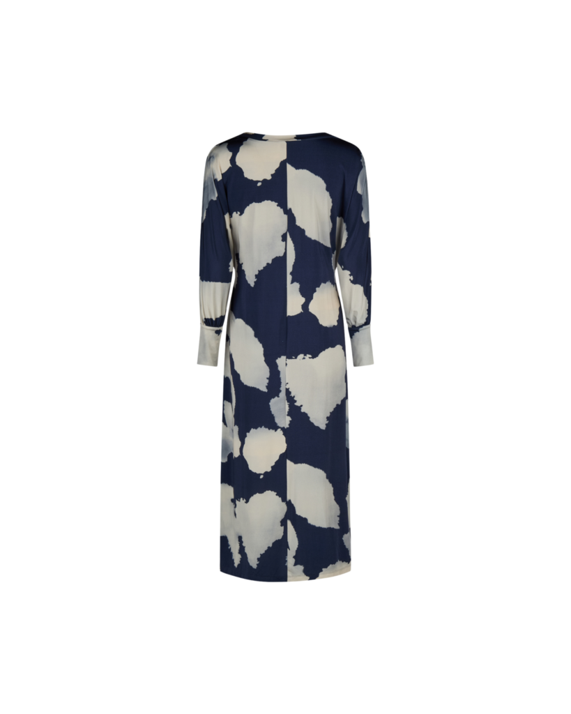 Kleid mit Wolkenmuster von hinten