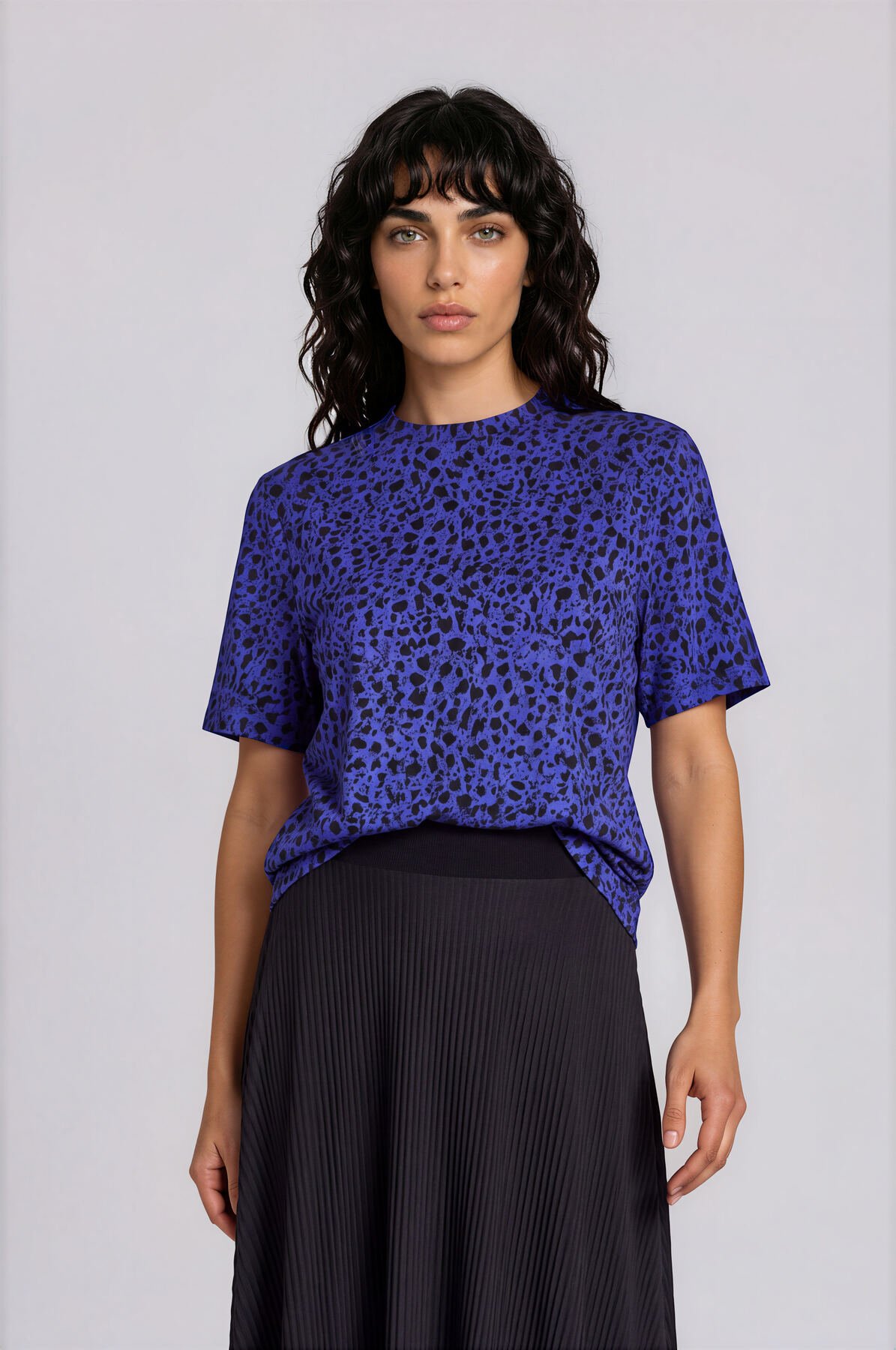 Shirt Leopardenmuster von Harm Jopp Jerseys — am Model, zweite Ansicht
