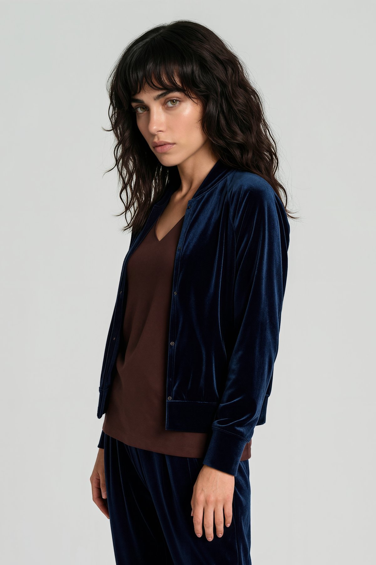 Samtjacke Blau von Harm Jopp Jerseys — am Model, Detail
